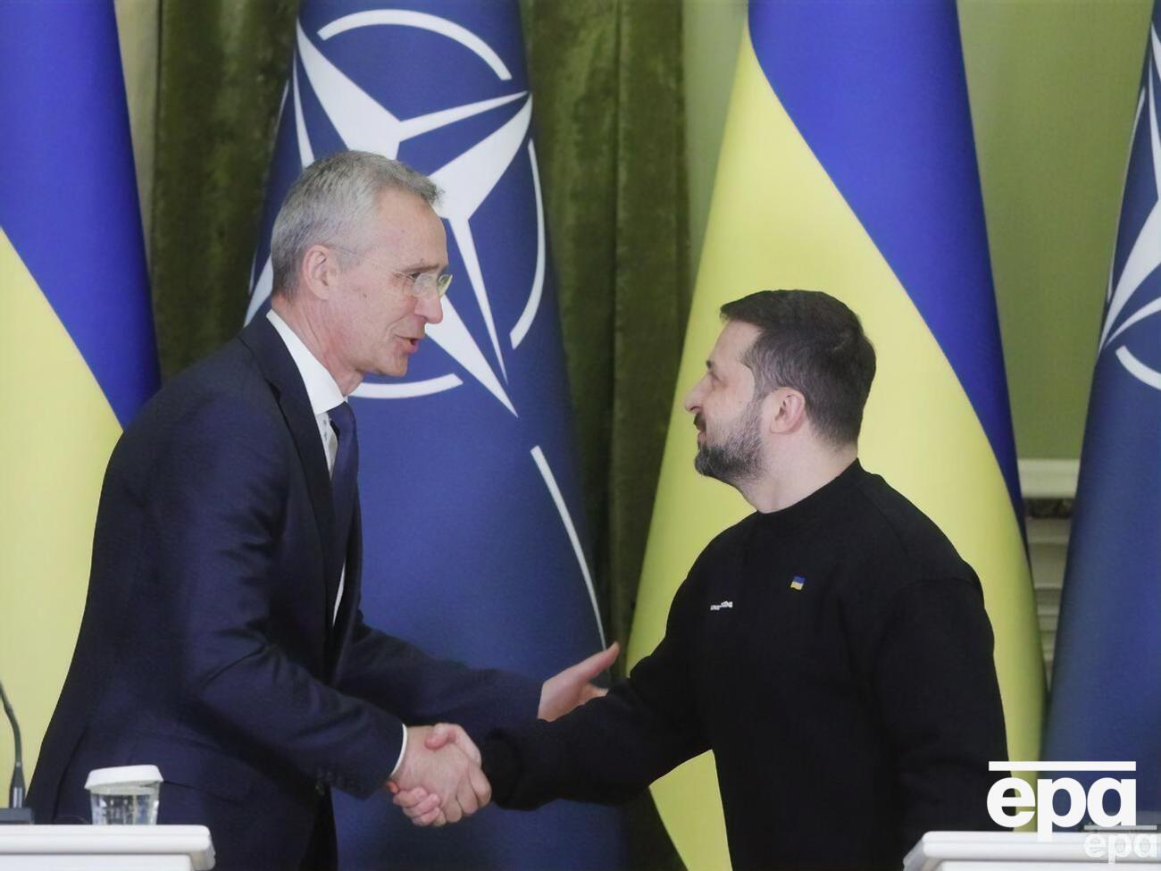 Столтенберг (слева): Будущее Украины &ndash; в евроатлантической семье