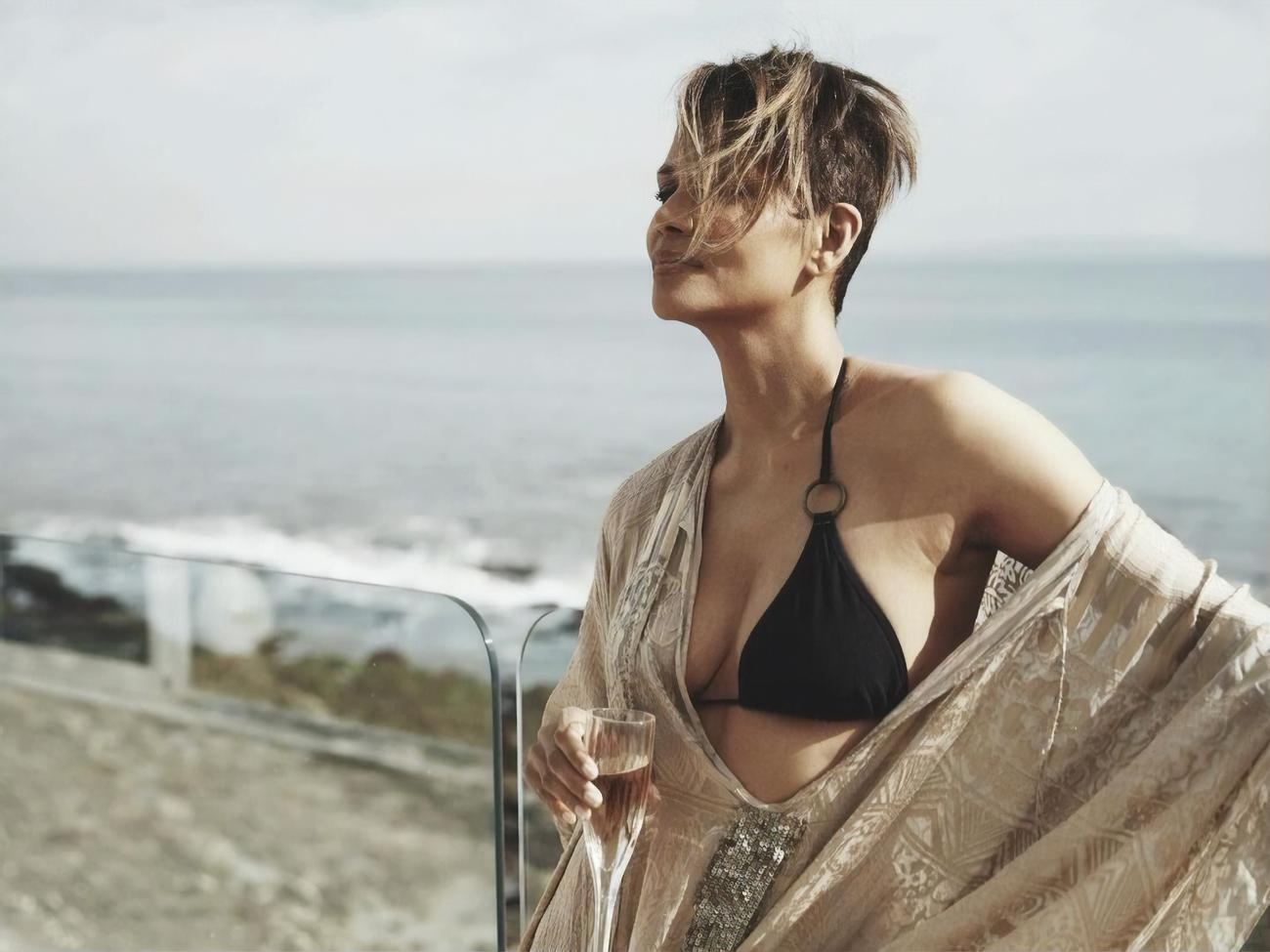 Берри&nbsp;родилась в 1966 году