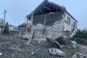 В результате российских обстрелов в области разрушены дома, пострадали люди