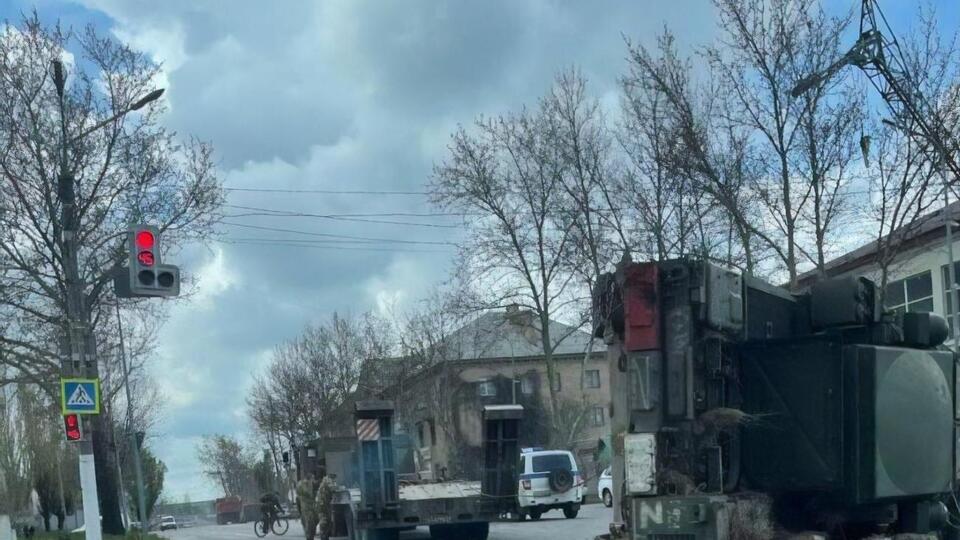Російська техніка, яка перевозила систему ППО, не вписалася в поворот, зазначив мер Мелітополя