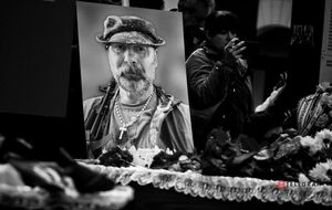 В Киеве попрощались с бывшим нардепом Олегом Барной, который погиб на фронте, и его командиром Валерием Дороховым. Фоторепортаж