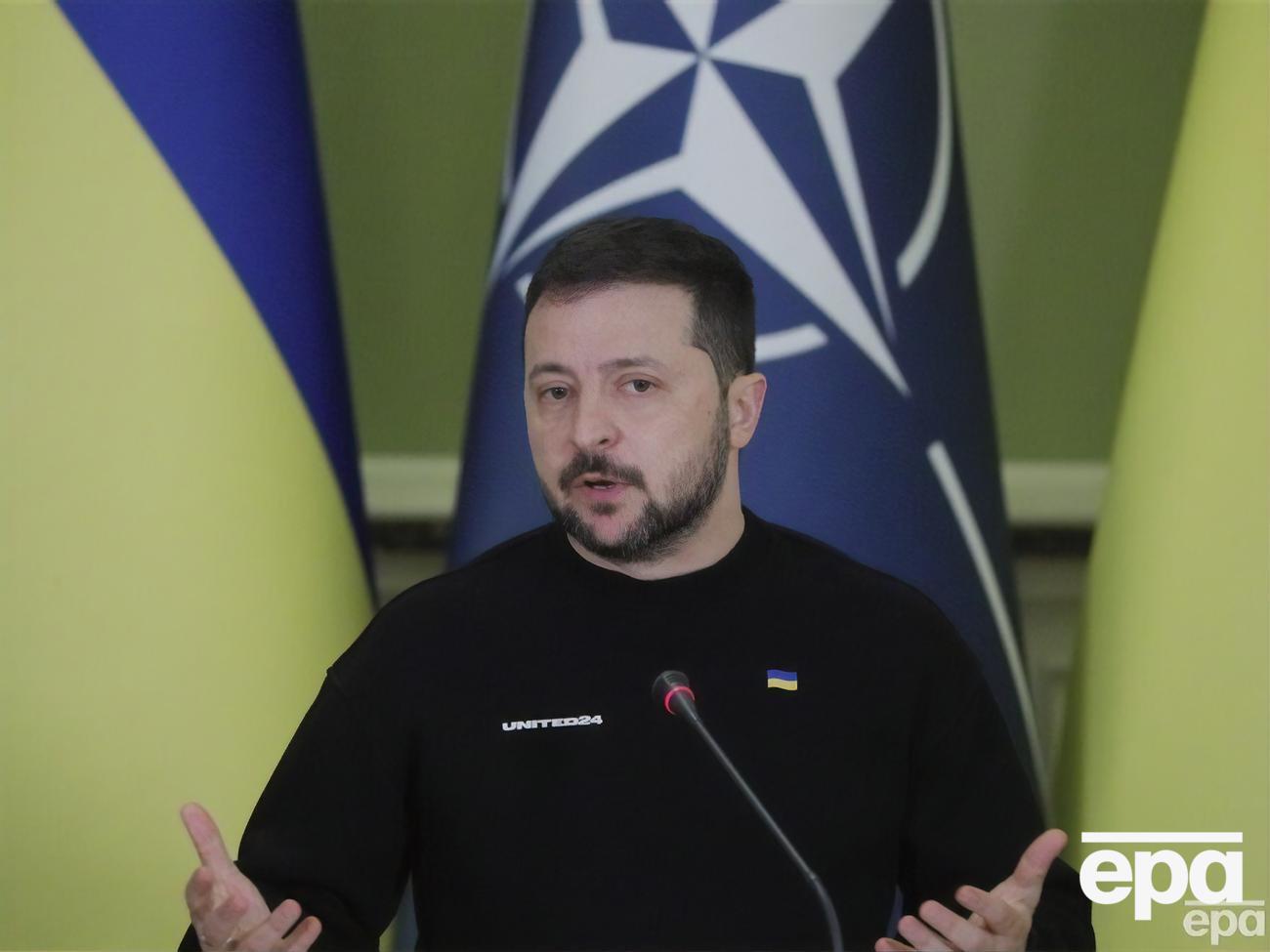 Зеленський:&nbsp;Постійно й дуже уважно аналізуємо перебіг бойових дій