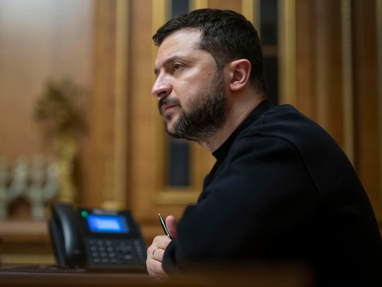 В феврале 2023 года Зеленский признался, что после полномасштабного вторжения РФ в Украину потерял зрение