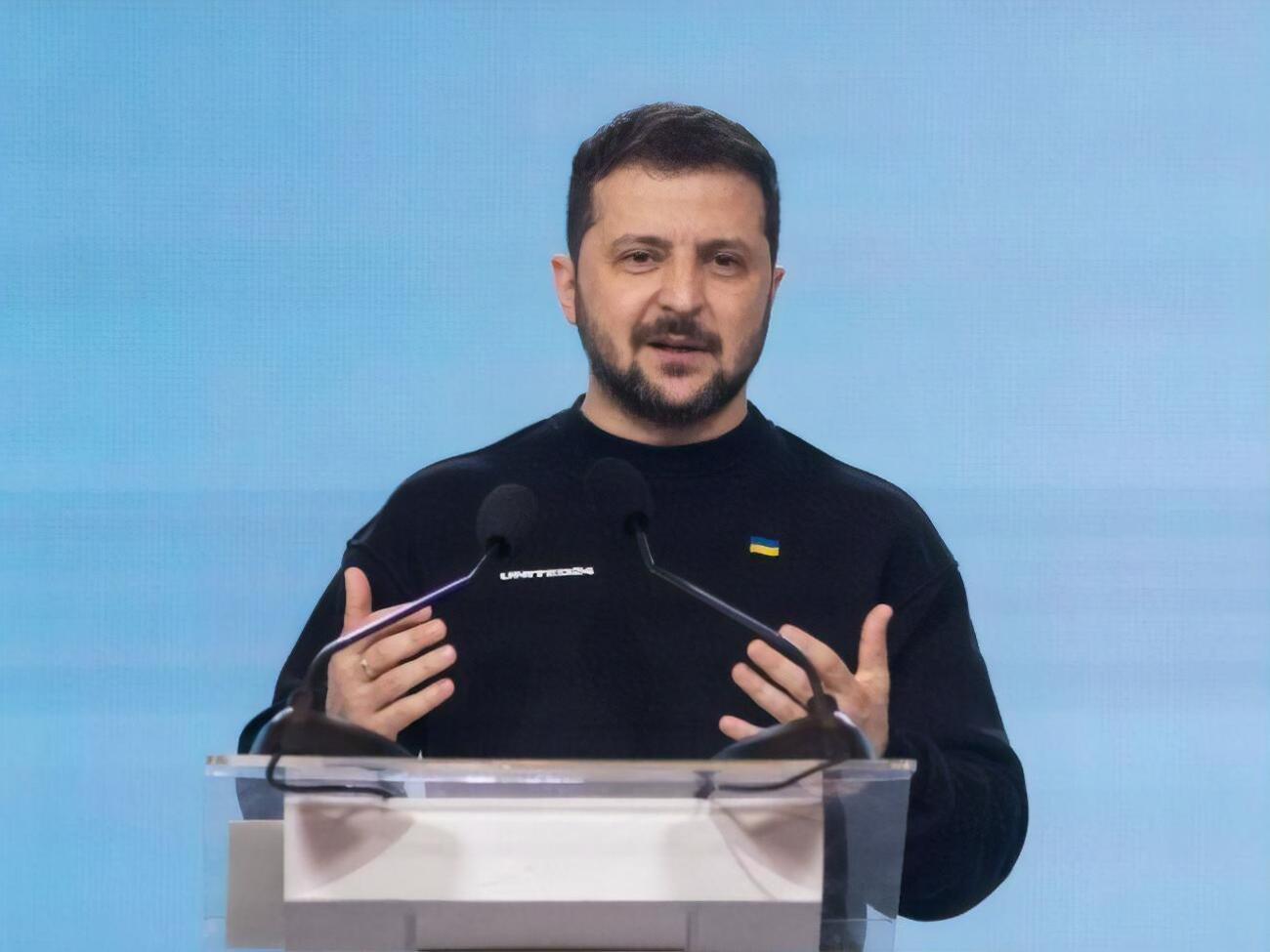 Зеленский подписал закон о гражданстве