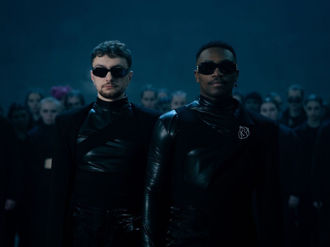 Съемки клипа проходили в Украинский доме, участие в них приняли более 60 танцоров