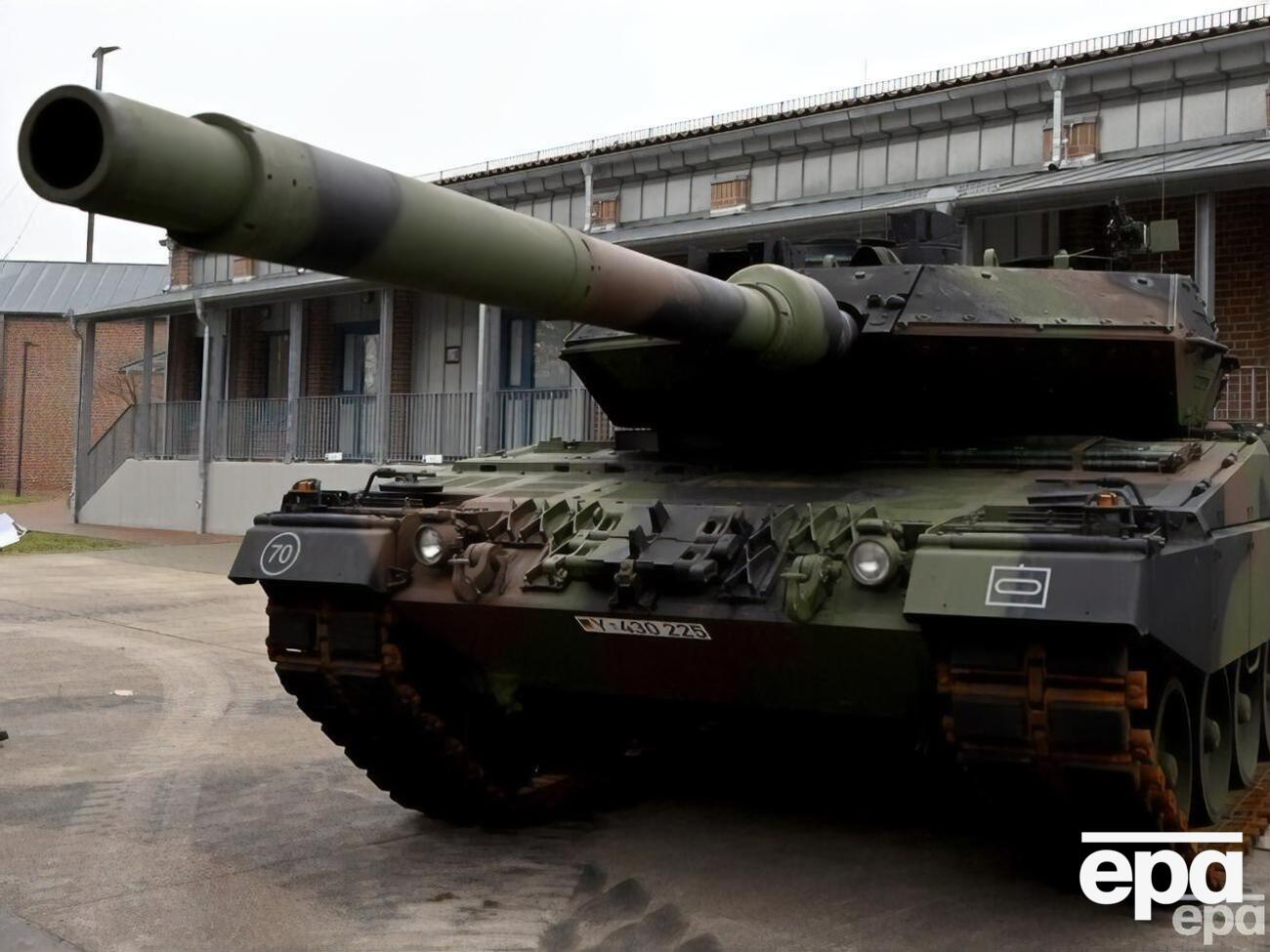 Во втором пакете помощи Испания передаст Украине еще четыре танка Leopard