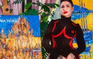 Картины Третьяк находятся в 23 странах мира в частных коллекциях мировых знаменитостей и представлены в виде NFT-токенов