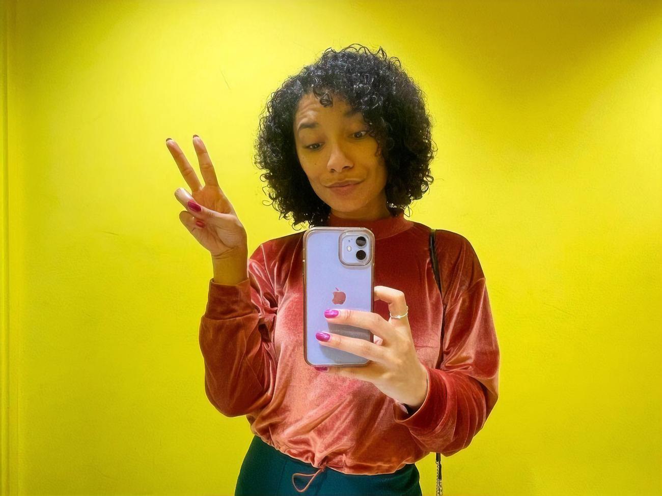 Джеймс, которая сыграла в сериале Клеопатру, призвала&nbsp;недовольных кастингом зрителей не смотреть сериал