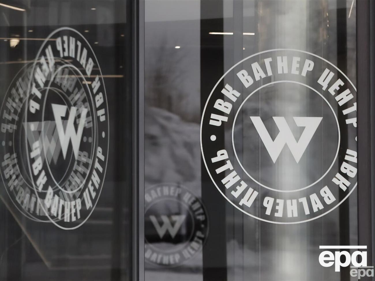 ЧВК "Вагнер", вероятно, поддерживает одну из сторон в вооруженном конфликте в Судане, выяснило CNN