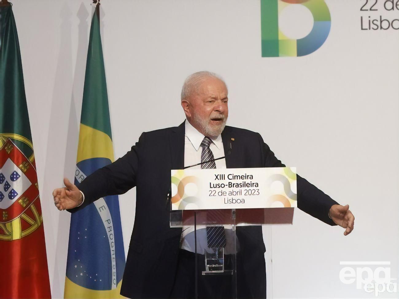 Да Сілва кілька разів неоднозначно висловлювався про війну в Україні