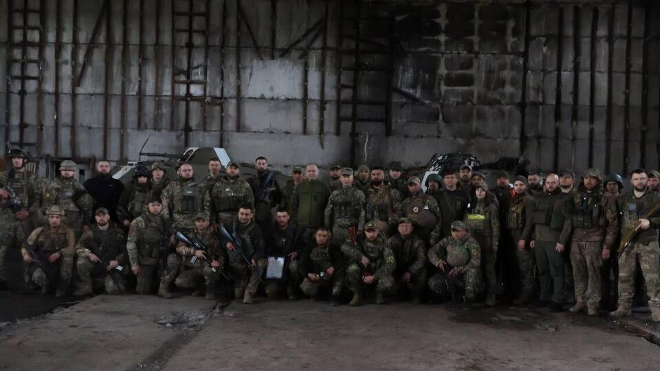Сырский съездил на линию разграничения