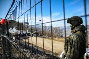 Через КПП жителі невизнаної республіки Нагірний Карабах стали заручниками в руках Азербайджану, заявляють у Вірменії