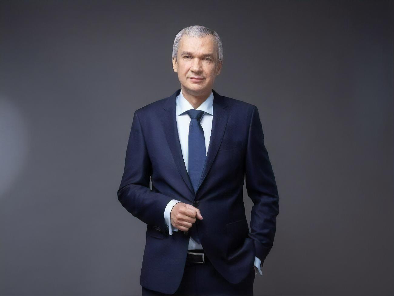 Латушко розповів, хто вивозить українських дітей у Білорусь