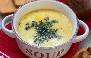 Шампиньоны добавляются в суп в последнюю очередь