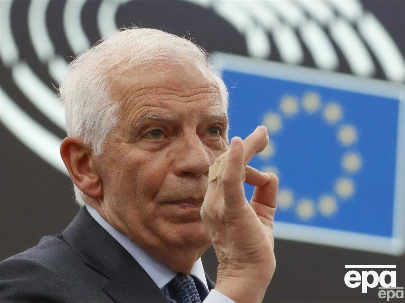 21 квітня Боррель (на фото) у розмові з Кулебою поінформував, що ЄС надав понад 60% першого траншу на боєприпаси для України