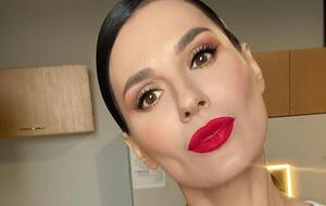 Ефросинина: Почему-то сейчас особое удовольствие – носить украинскую одежду!