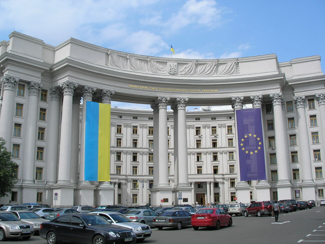 Нет никаких объективных причин, которые бы препятствовали вступлению Украины в НАТО, отметили в МИД