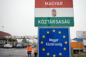 У понеділок рух на кордоні з Угорщиною зупиняли на кілька годин