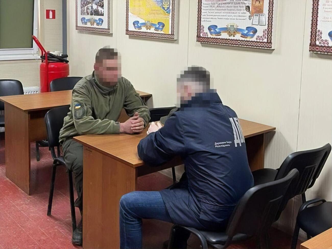 Обвинувачення вимагало для підозрюваного тримання під вартою з можливістю виходу під заставу