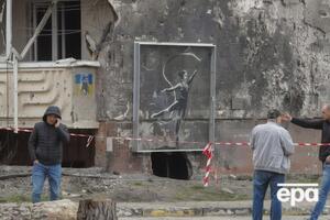 После полномасштабного вторжения РФ в Украину Бэнкси создал семь муралов