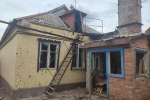 Російські снаряди прилітають у житлові будинки