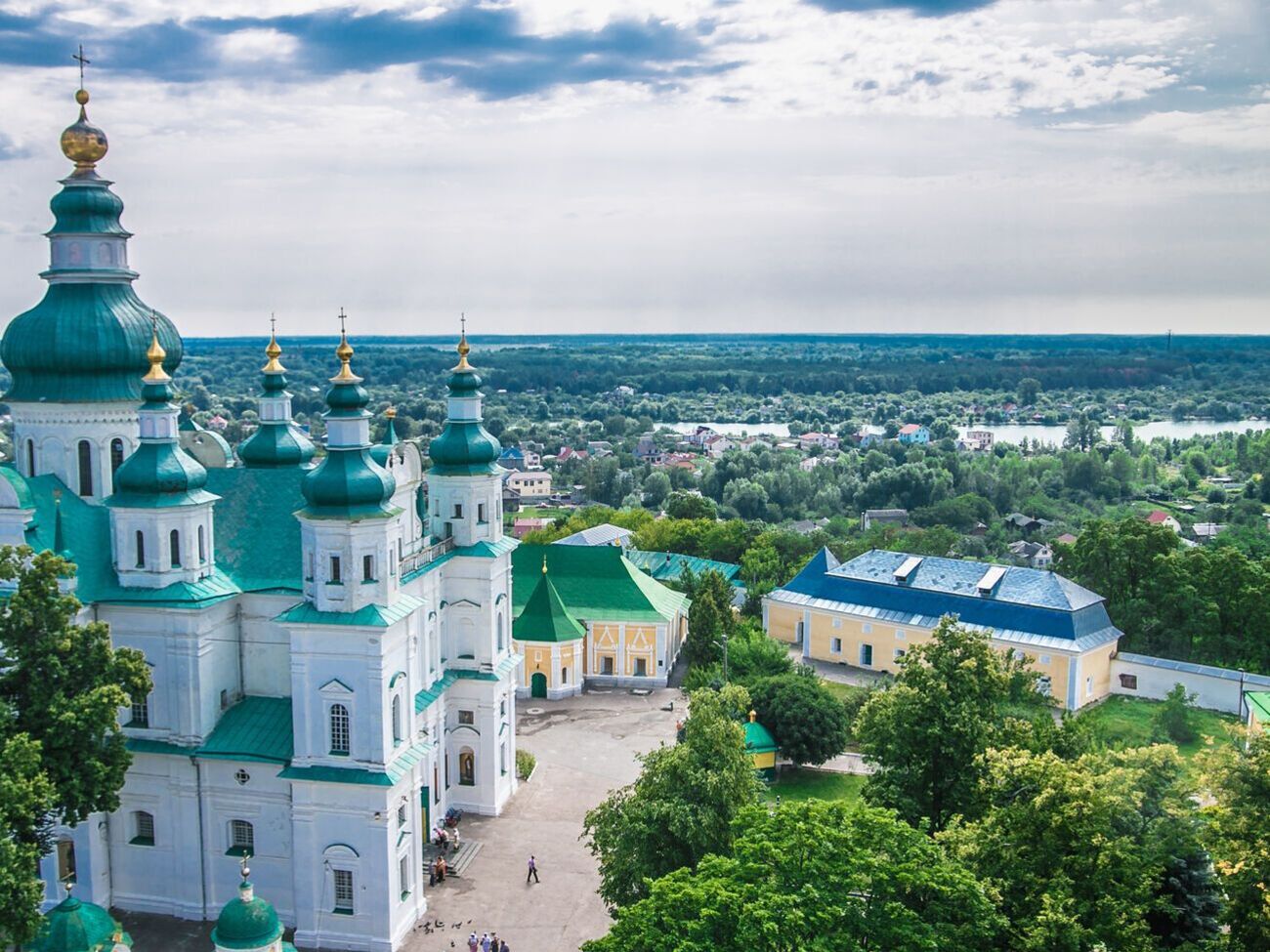 Отмена решения горсовета Чернигова об изменениях в бюджет может остановить город, заявил и.о. мэра