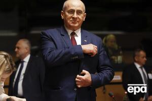 В пакет санкций против РФ могут быть добавлены персональные ограничения в отношении "тех, кто несет ответственность за похищение украинских детей", отметил Рау