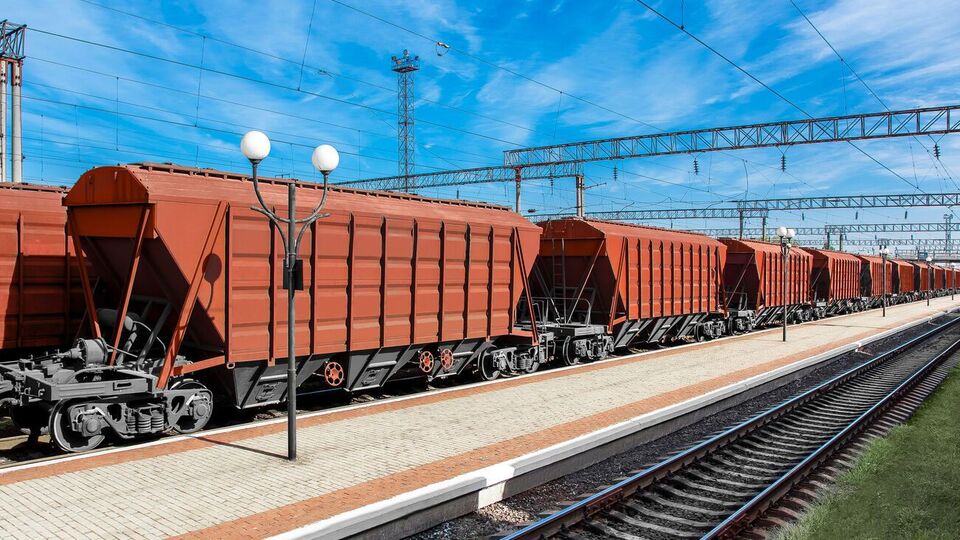 25 апреля возобновились перевозки украинского продовольствия железной дорогой транзитом через Польшу