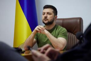 На заседании среди прочего Зеленский обсудил с присутствующими итоги встречи в формате "Рамштайн"