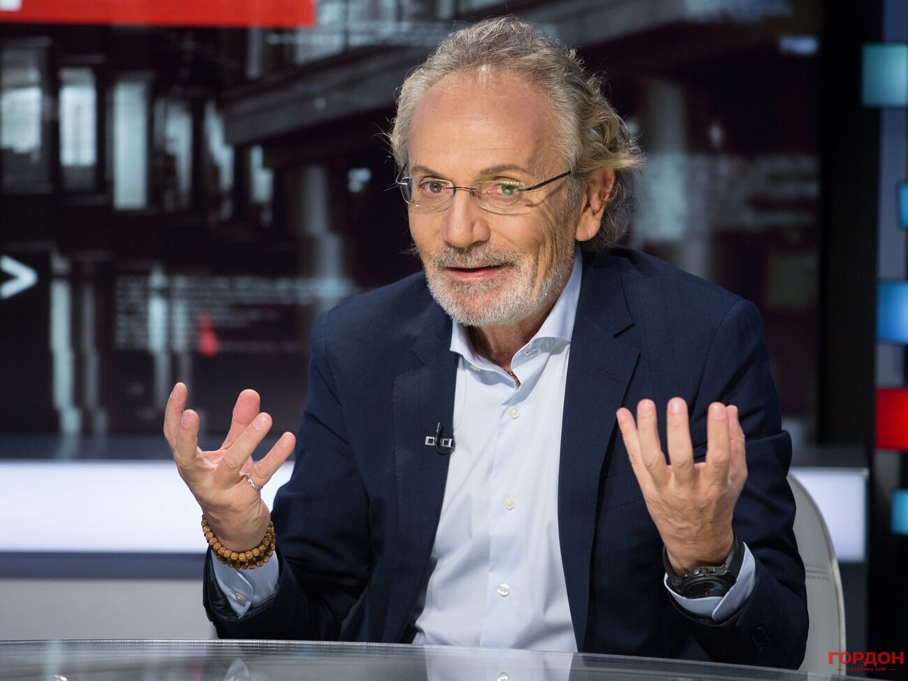 Шустер считает, что "мало кто сомневается", что Татарстан будет блогополучнее независимым