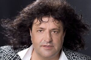 Бобул прожив у шлюбі із Сандулесою 10 років