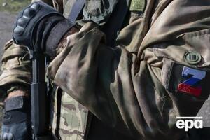Двух оккупантов отправили в больницу после рытья окопов