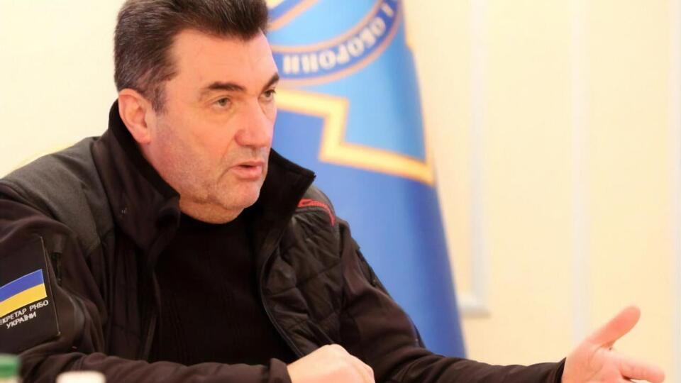 Дати і плани початку наступу, які періодично виникають у ЗМІ, далекі від реальності, повідомив секретар РНБО