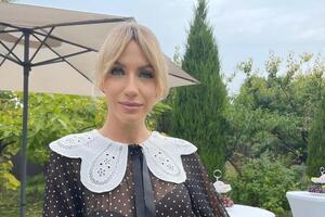 Никитюк для смывки макияжа использует гидрофильное масло