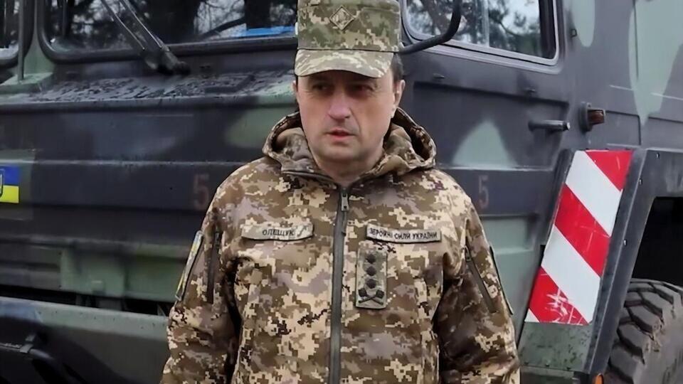 Олещук проїхався за кермом ЗРК Patriot