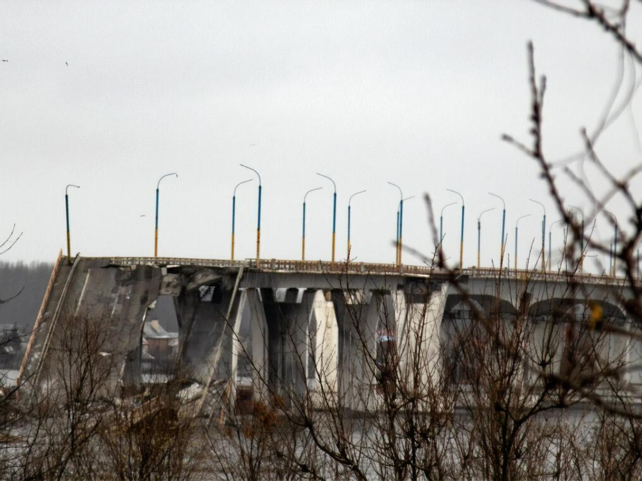 Оккупанты 26 апреля обстреляли район Антоновского моста возле Херсона