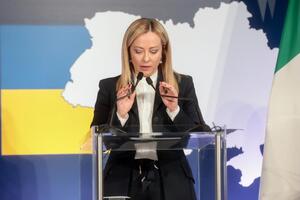 Италия "будет продолжать играть свою полноценную роль в поддержке Украины", отметила Мелони