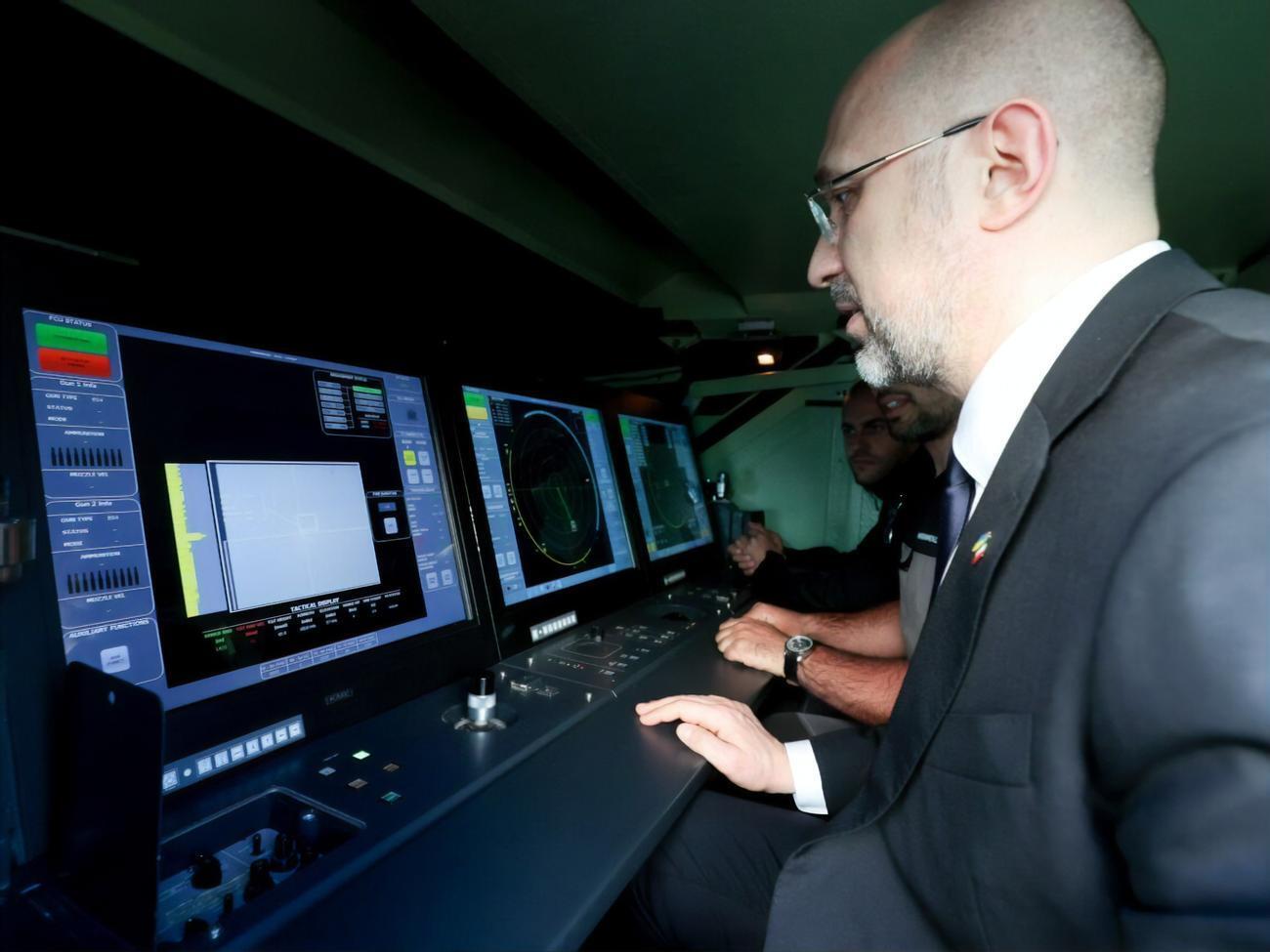 Україні потрібна ефективна зброя для захисту від дронів, якими атакує Росія, зазначив Шмигаль