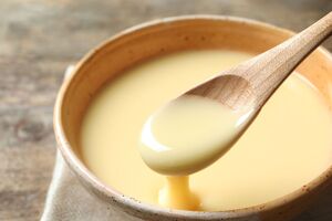 Консистенция сгущенки регулируется временем уваривания молока с сиропом