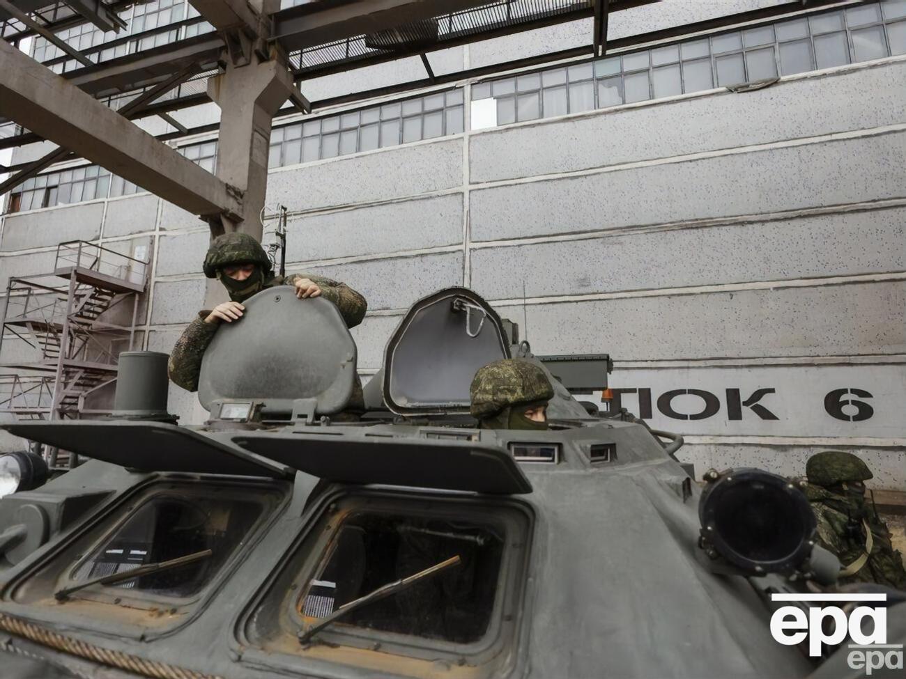 Росіяни будують укріплення на станції перед українським контрнаступом