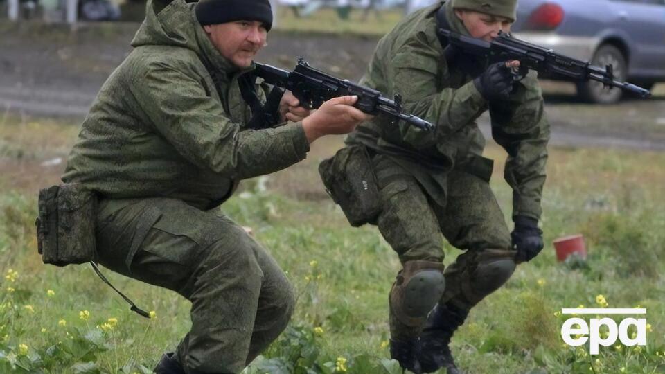 За минувшие сутки оккупанты 35 раз атаковали позиции украинских военных на донецком направлении, рассказал Дмитрашковский