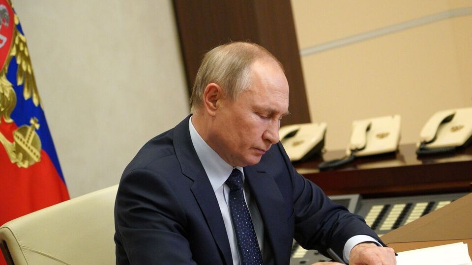 Путін 26 грудня минулого року затвердив порядок подання заяв на отримання російського паспорта жителями захоплених територій України