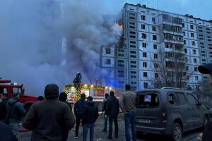 Ракети окупантів влучили в житлові будинки