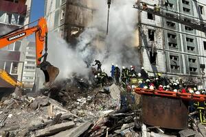 Унаслідок атаки по Умані щонайменше 10 людей загинули, 18 постраждали