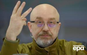 Садиться за стол переговоров с тем, кто возглавляет Кремль, никто от Украины не будет – министр обороны