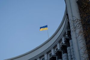 В правительстве Украины рассматривают варианты повышения тарифов на электроэнергию, говорили в НКРЭКУ