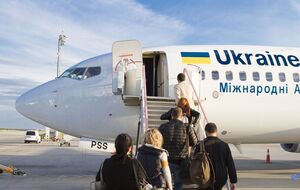 Зараз в Україні не можна навіть будувати прогнозів щодо строків відновлення роботи цивільної авіації, вважає "Украерорух"