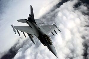 Украине нужны не только системы ПВО, но и боевые самолеты, отметил Кулеба