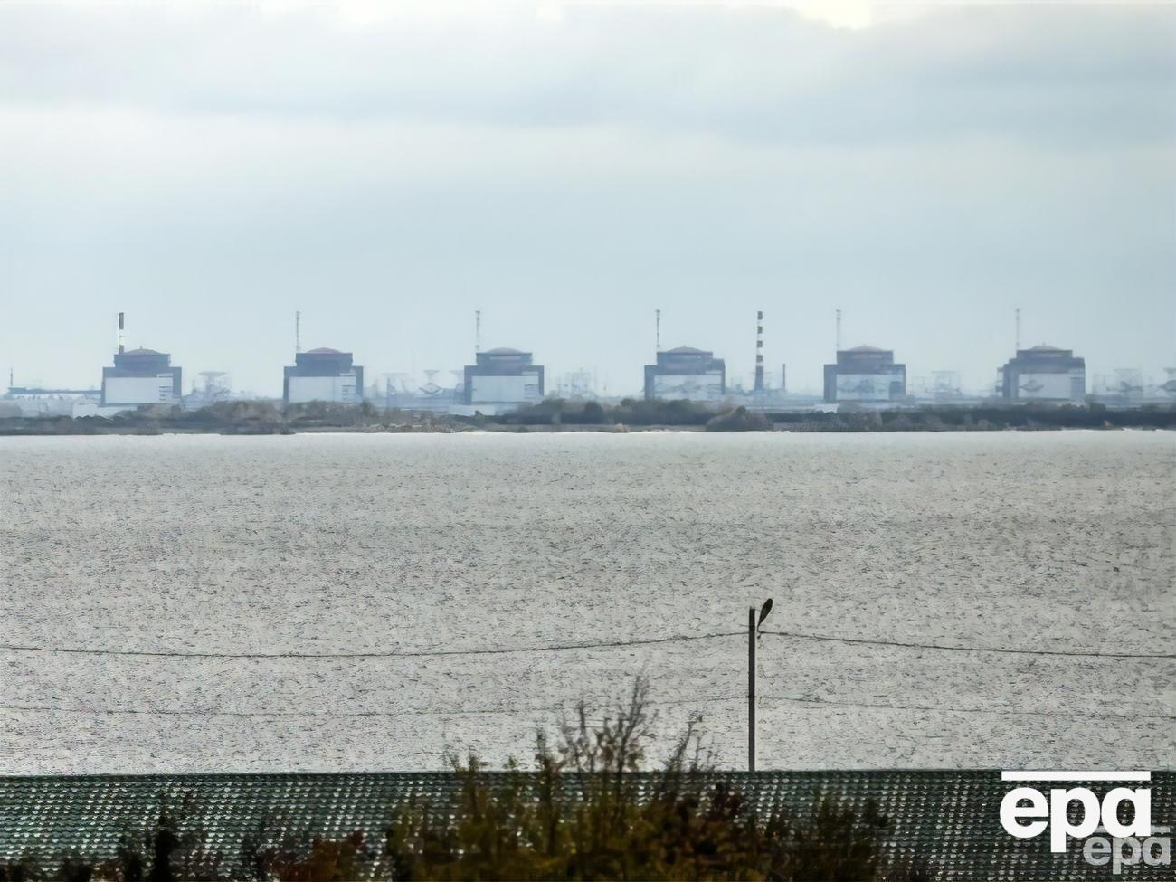 Эксперты МАГАТЭ, присутствующие на ЗАЭС, были вынуждены укрыться после предупреждения о ракетной атаке на этой неделе, рассказал Гросси