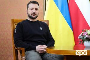 По словам Зеленского, оккупанты лишь создают видимость того, что в Крыму у них все под контролем